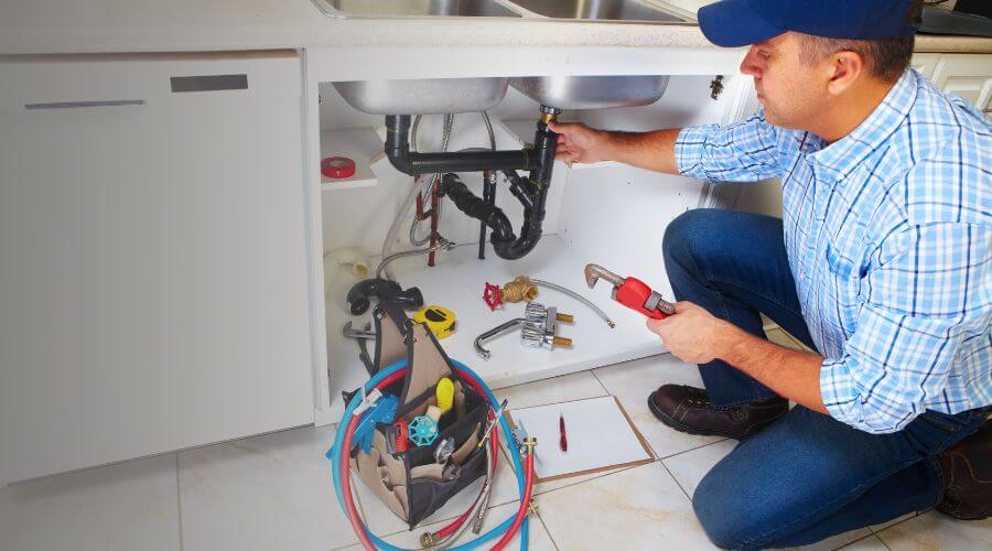 Expert burst pipe repair services in Kingston, MI